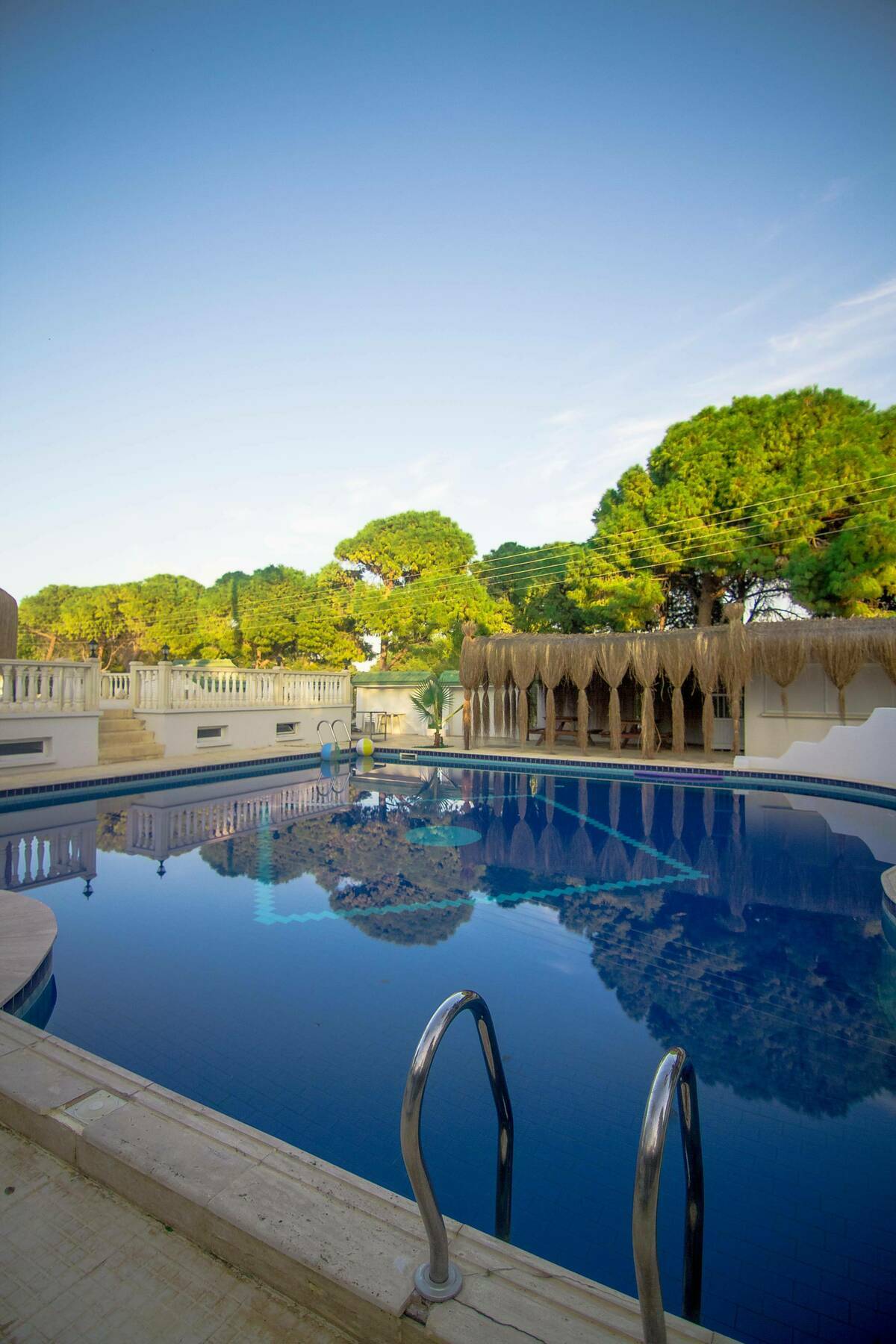 The Pine Bay Club Hotel Girne Buitenkant foto