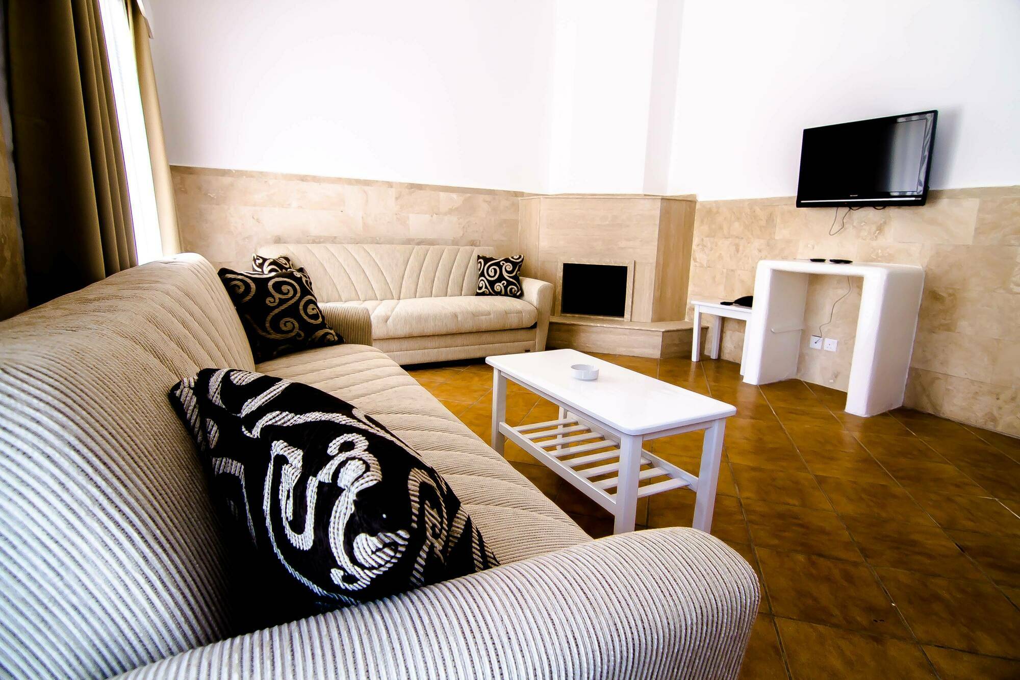 The Pine Bay Club Hotel Girne Buitenkant foto